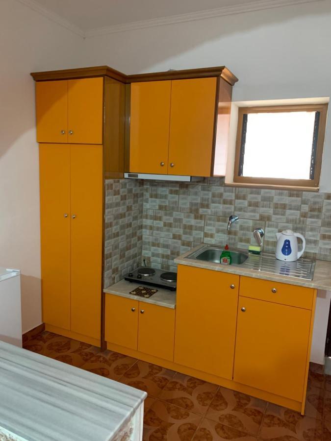 קסאמיל Hillside Apartments מראה חיצוני תמונה